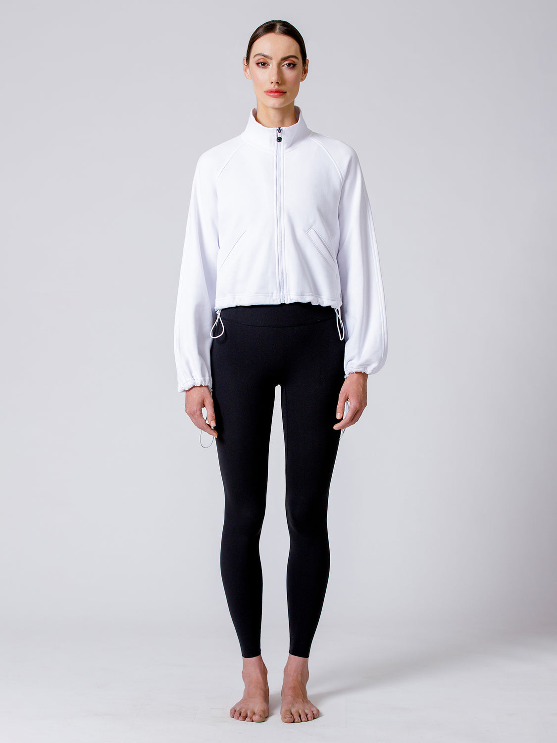 ASCEND WIDE SLEEVE JACKET, WHITE