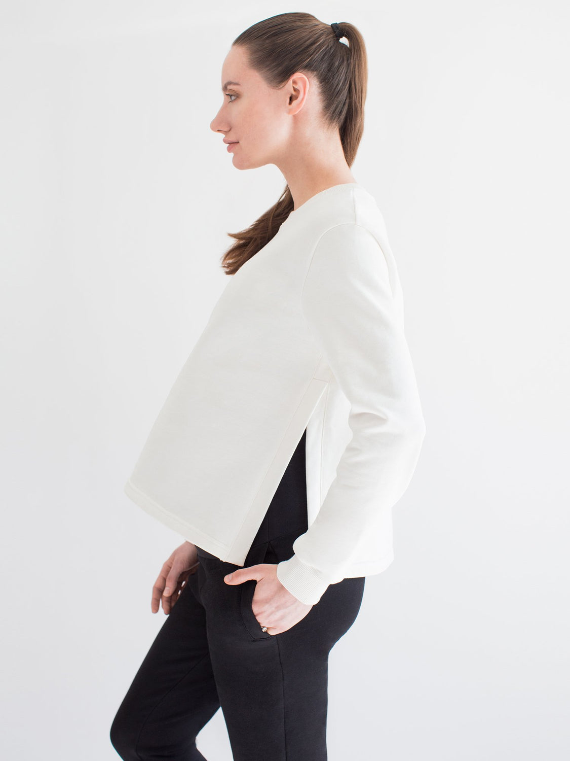MATERNITY SS SWEATSHIRT, WHITE