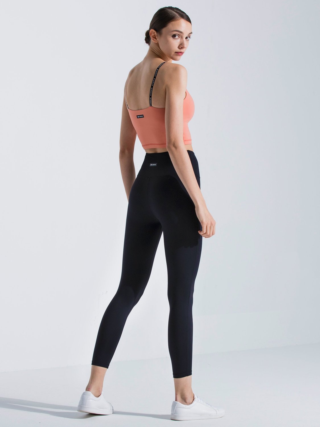 HIGH WAIST ANKLE CROPS, BLACK