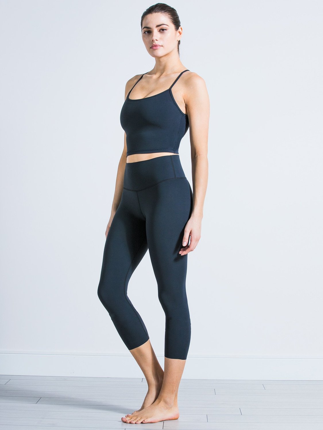 NUDE SHAPE CROPS, MIDNIGHT GREY