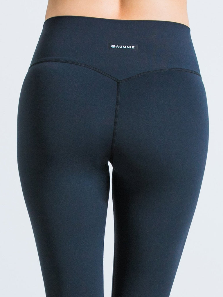 NUDE SHAPE CROPS, MIDNIGHT GREY