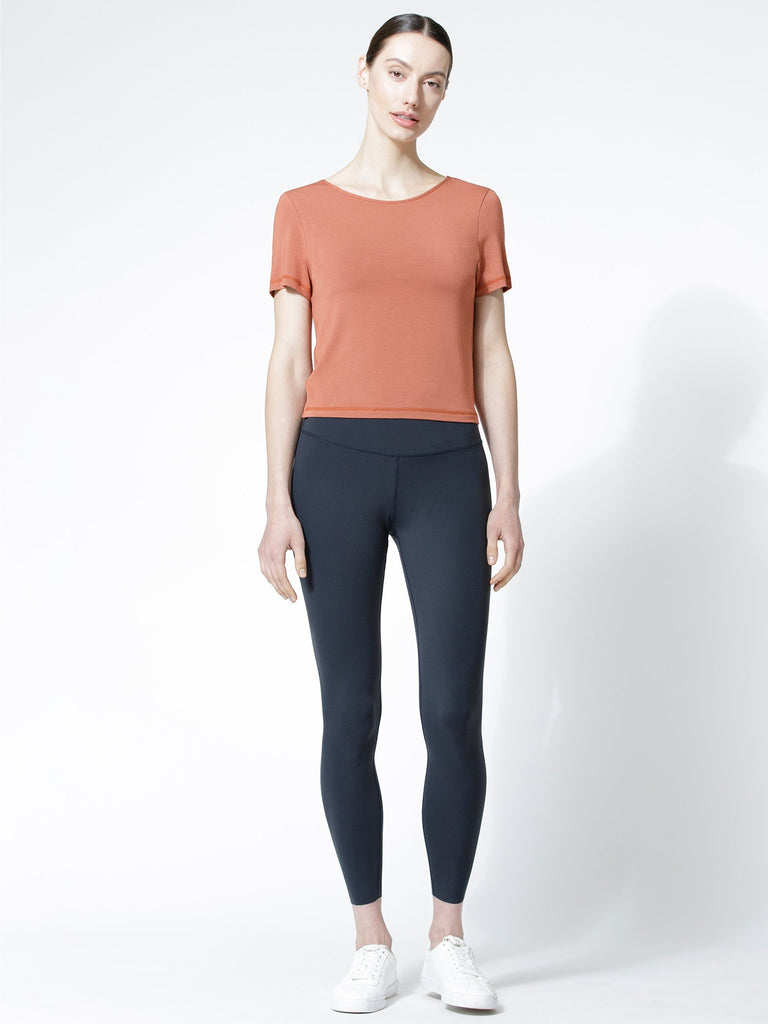 TWIST TEE, CLAY