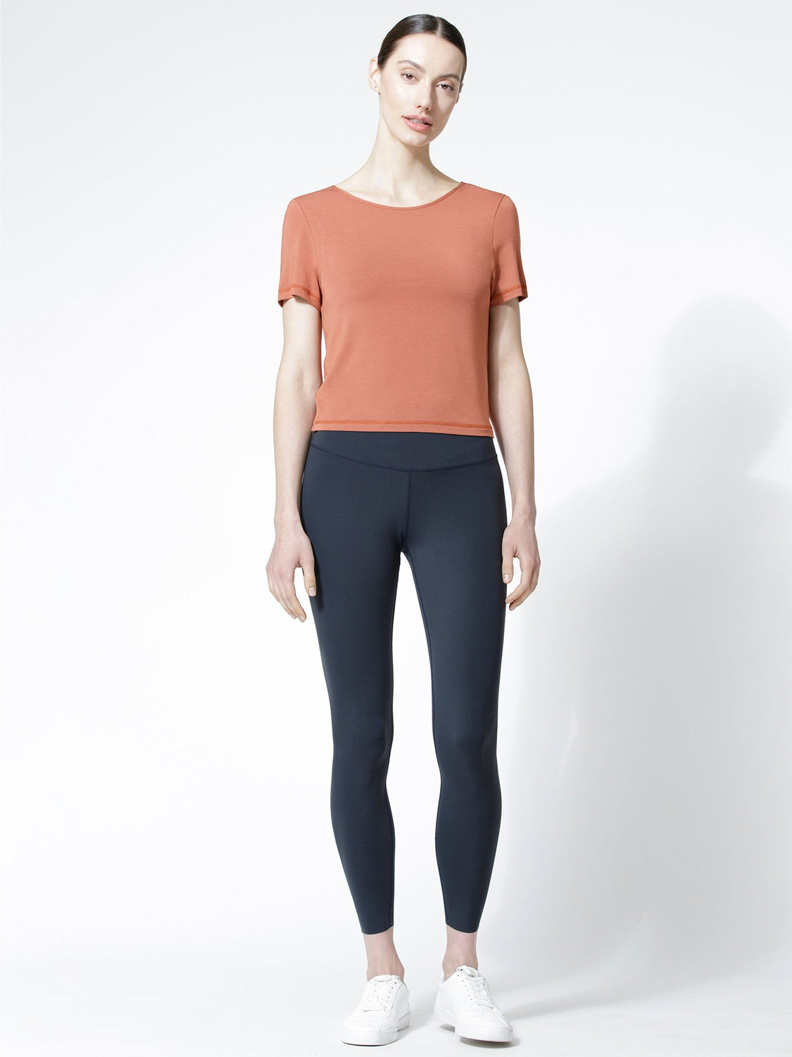 TWIST TEE, CLAY