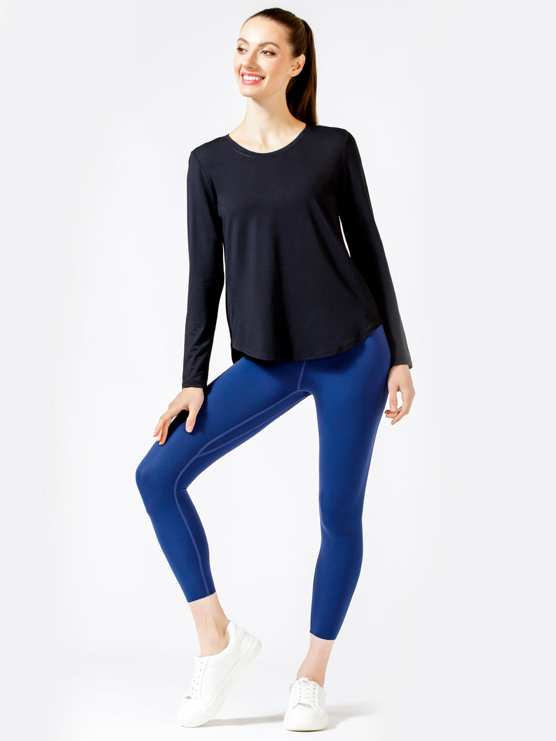 BACK TIE EVERYDAY TEE, BLACK