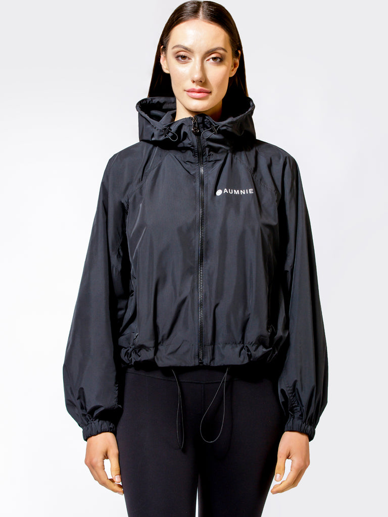 EVERYDAY HOODED BREAKER. BLACK