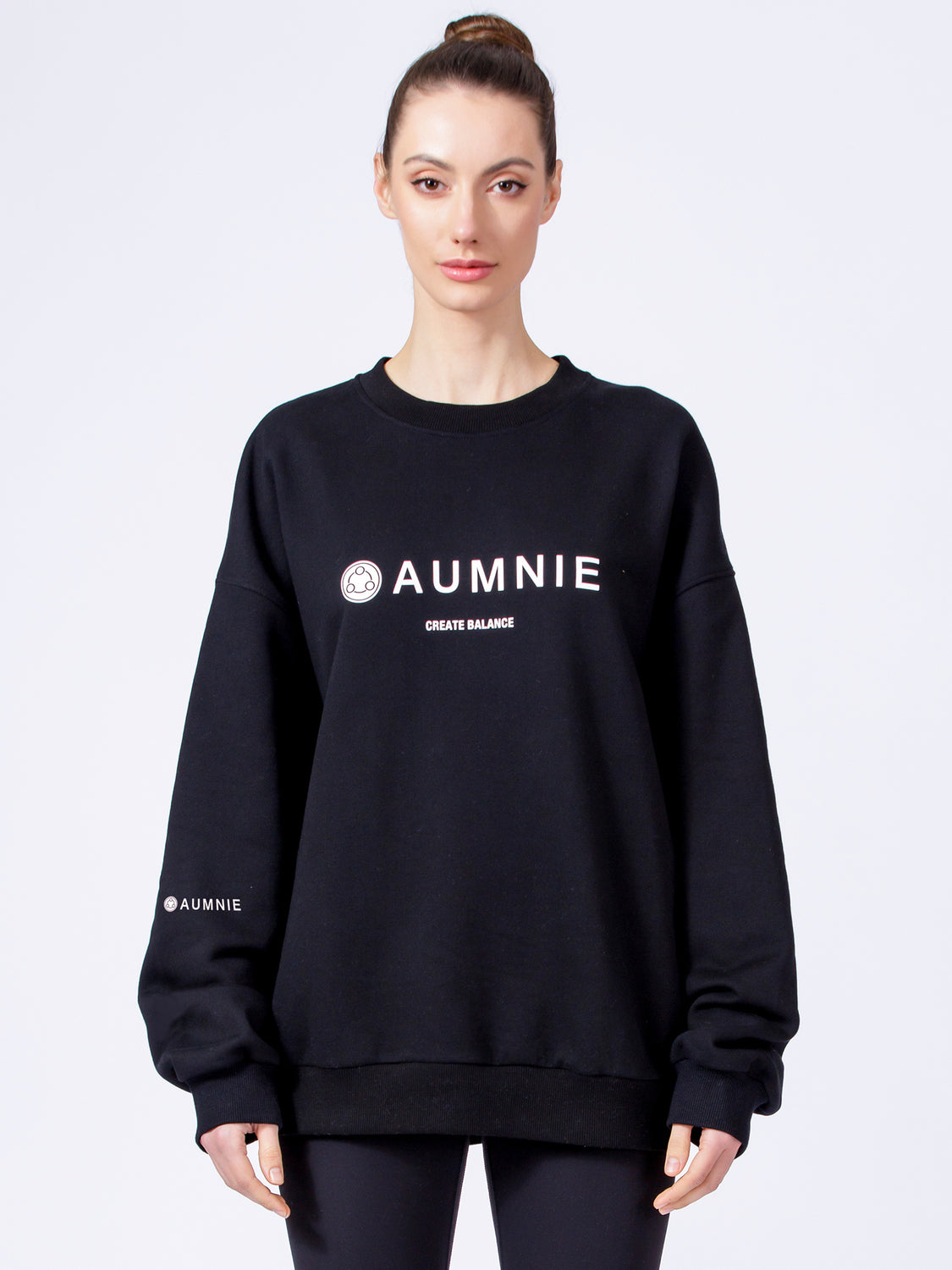 AUMNIE OVERSIZED SWEATSHIRT, BLACK