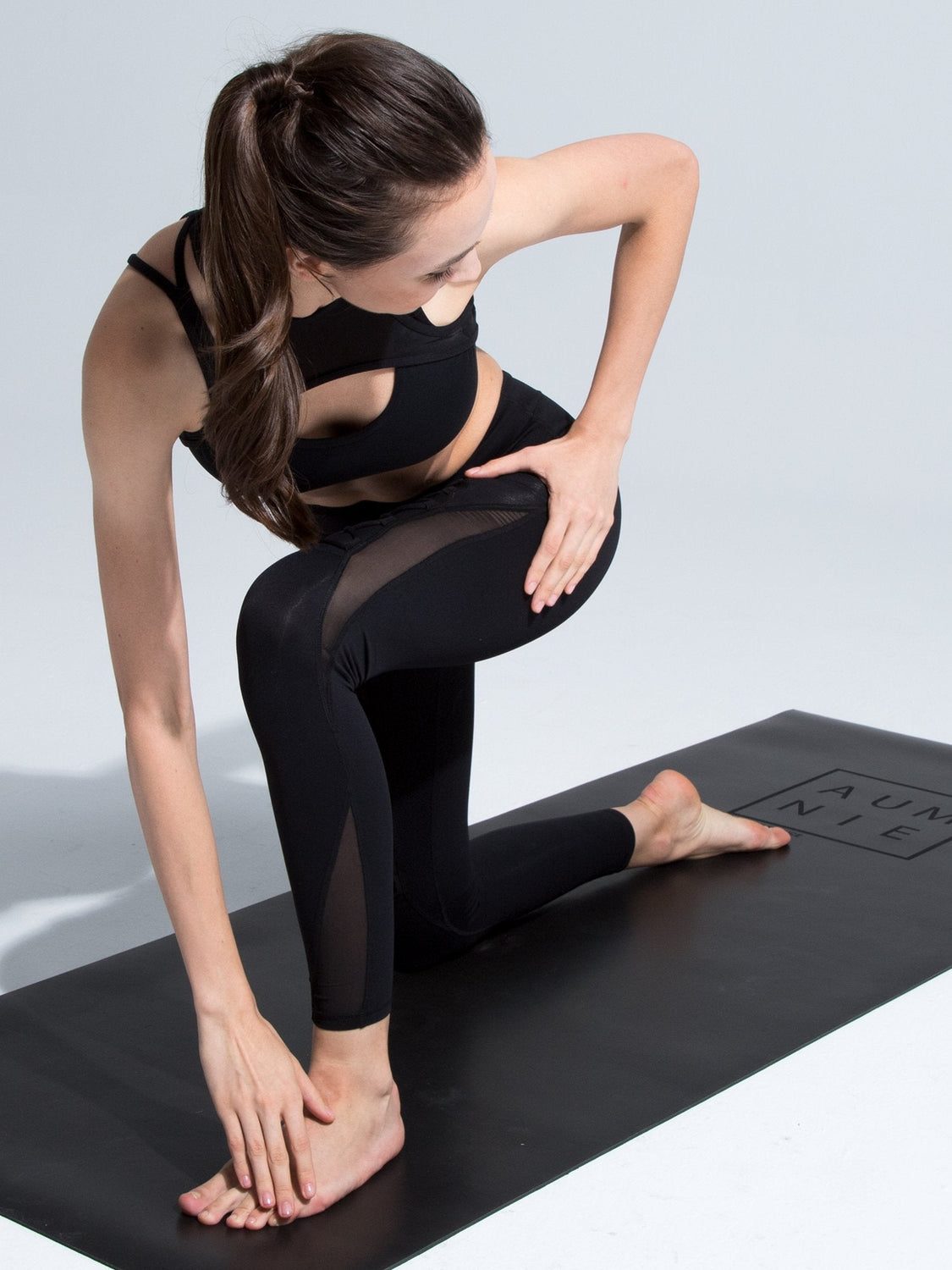 M@ QUANTUM MAT, ENLIGHTEN, BLACK