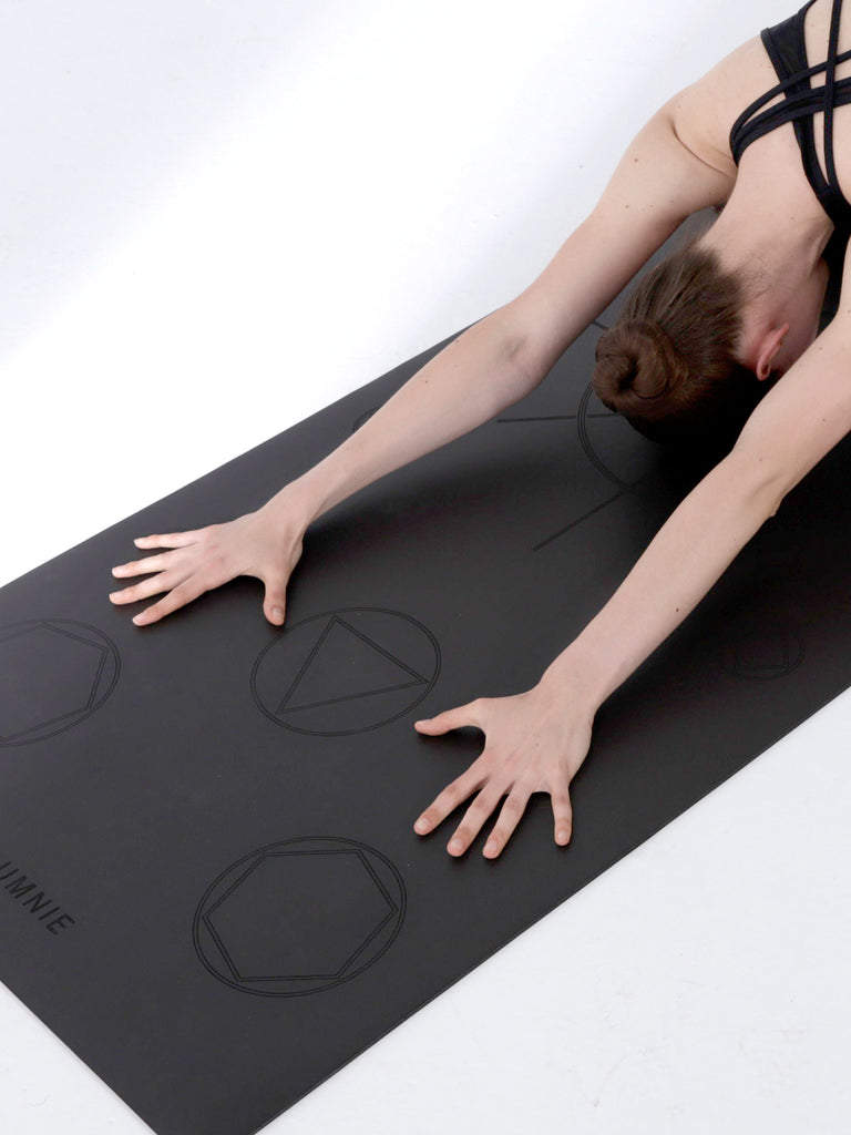 M@ QUANTUM MAT, NIRVANA , BLACK