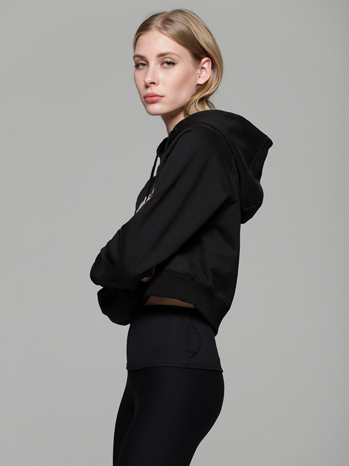 CLASSIC LOGO HOODIE, BLACK