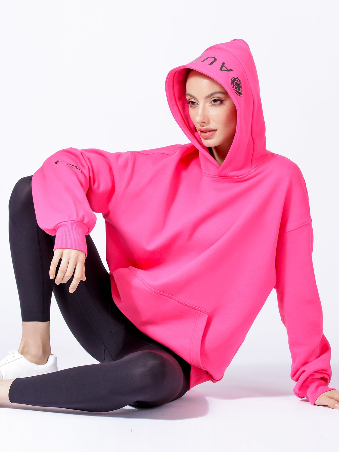 AUMNIE OVERSIZE HOODIE, DIVA