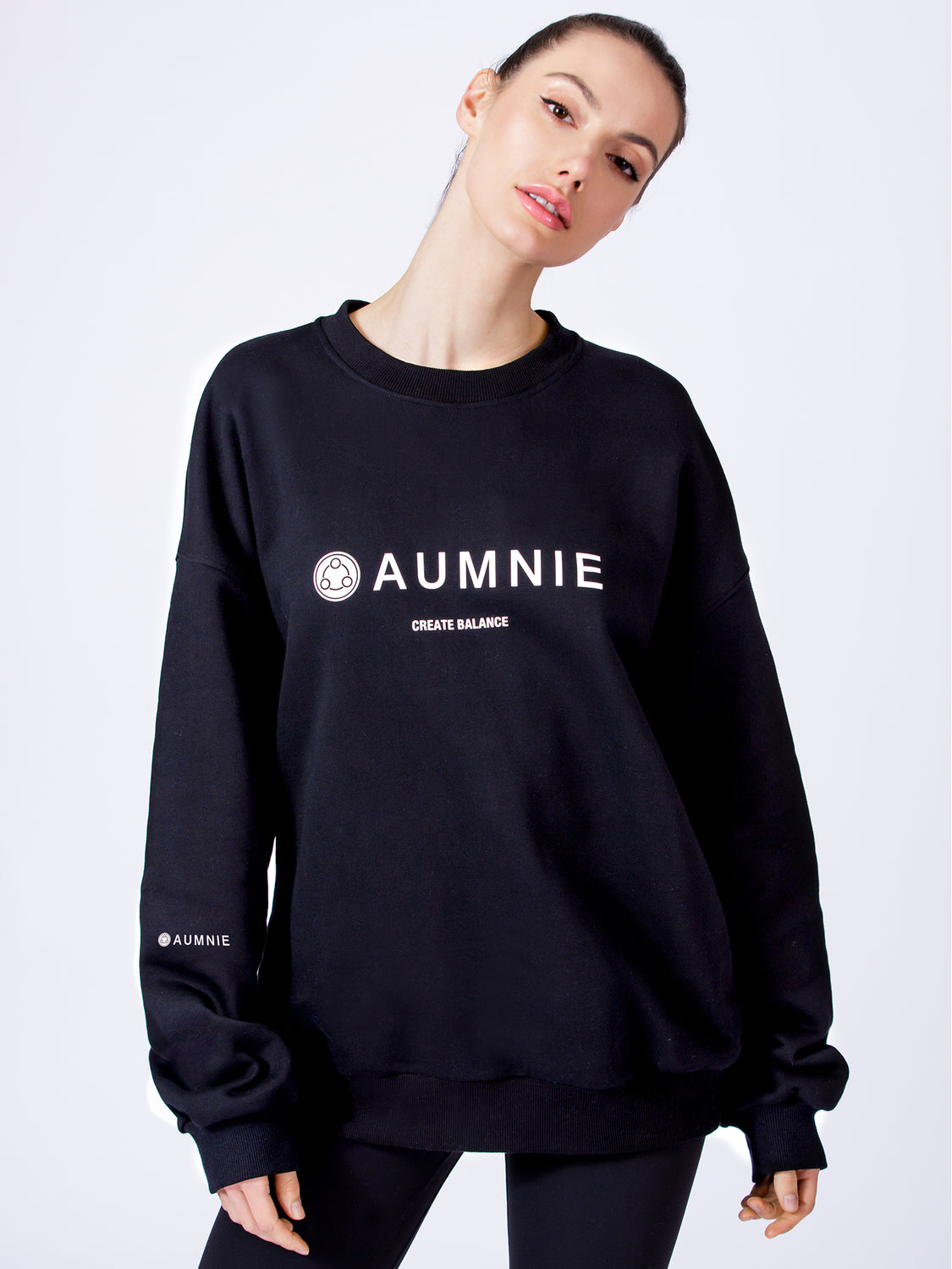 AUMNIE OVERSIZED SWEATSHIRT, BLACK