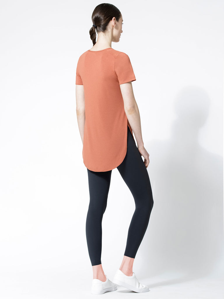 HI LO SIDE SPLIT TEE, CLAY