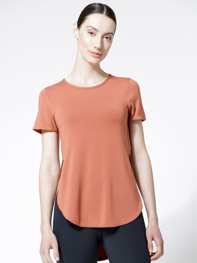 HI LO SIDE SPLIT TEE, CLAY