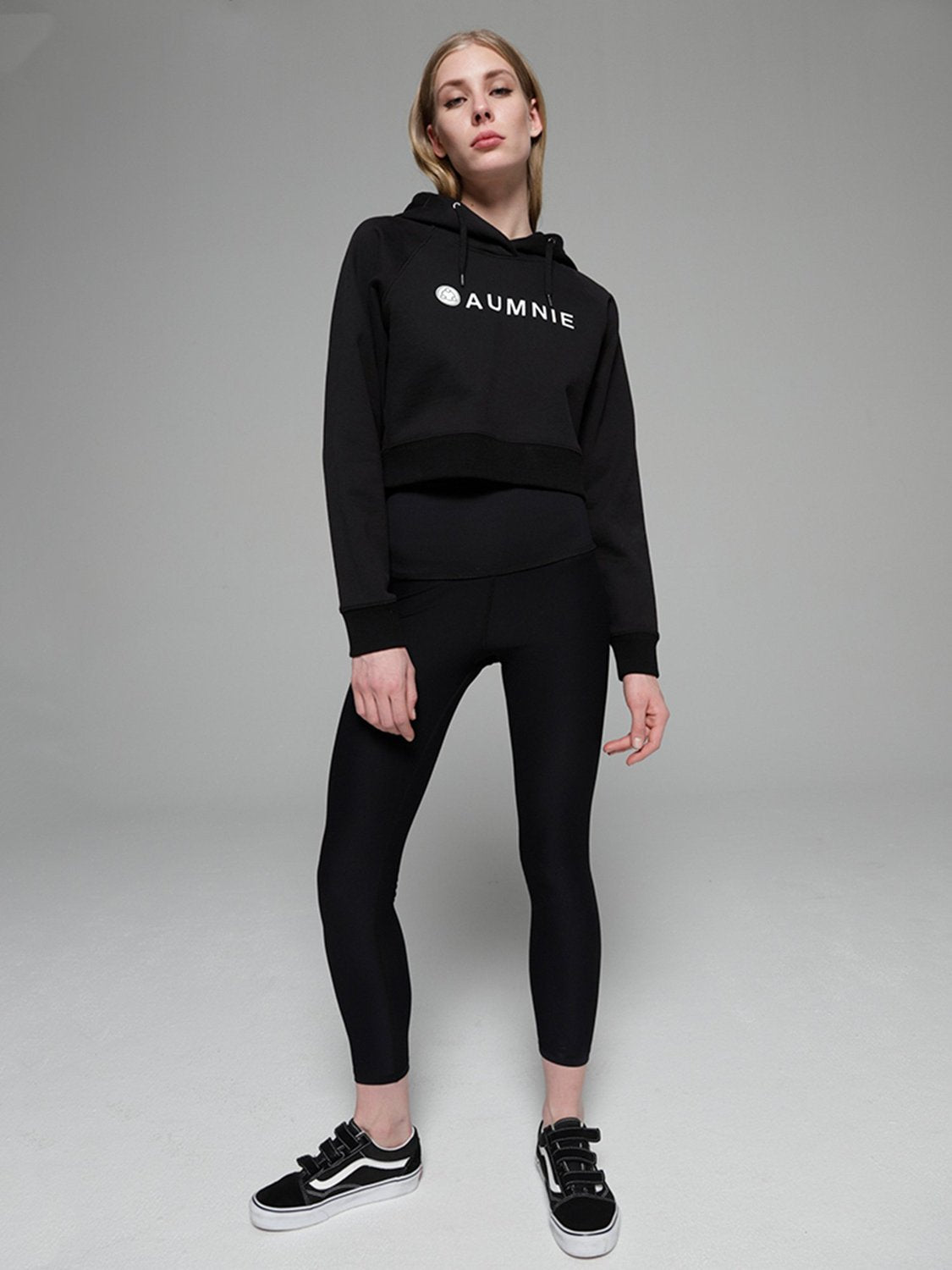 CLASSIC LOGO HOODIE, BLACK