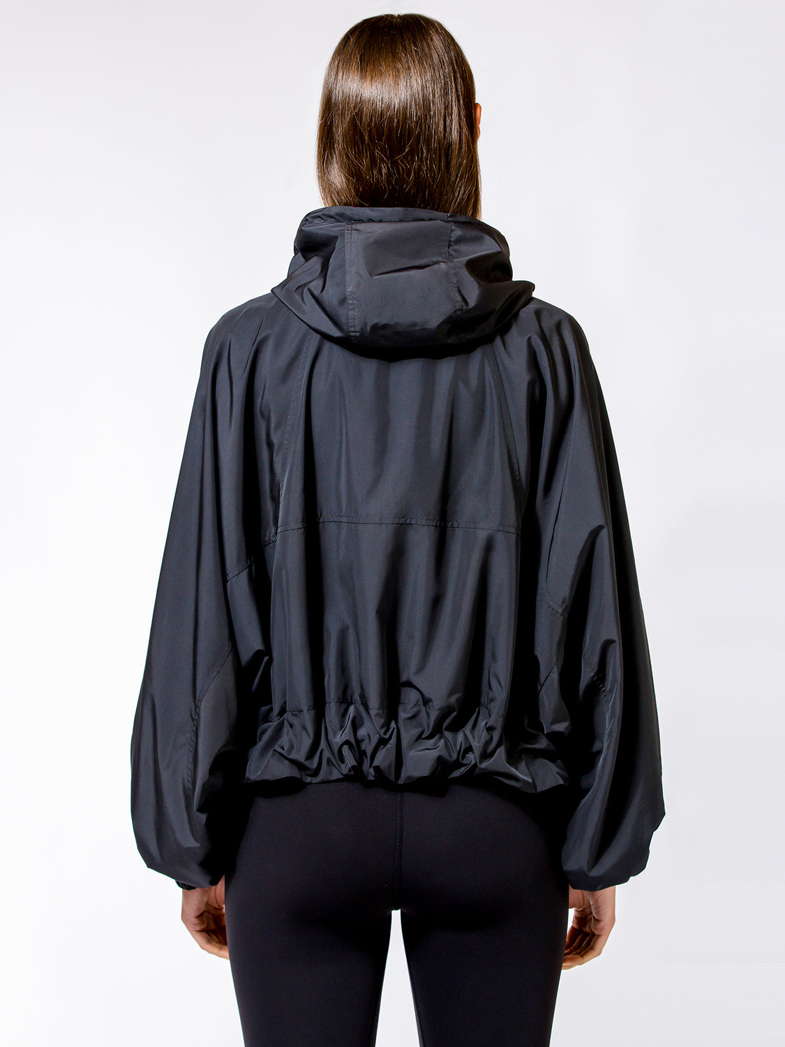 EVERYDAY HOODED BREAKER. BLACK