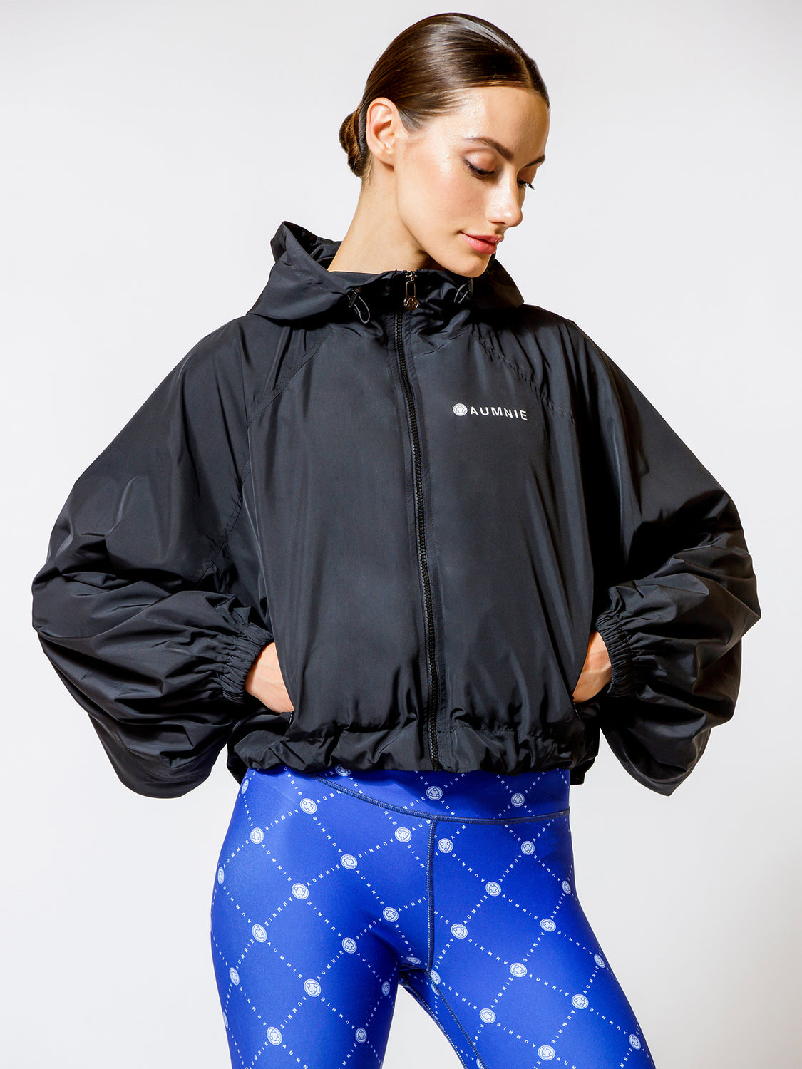 EVERYDAY HOODED BREAKER. BLACK