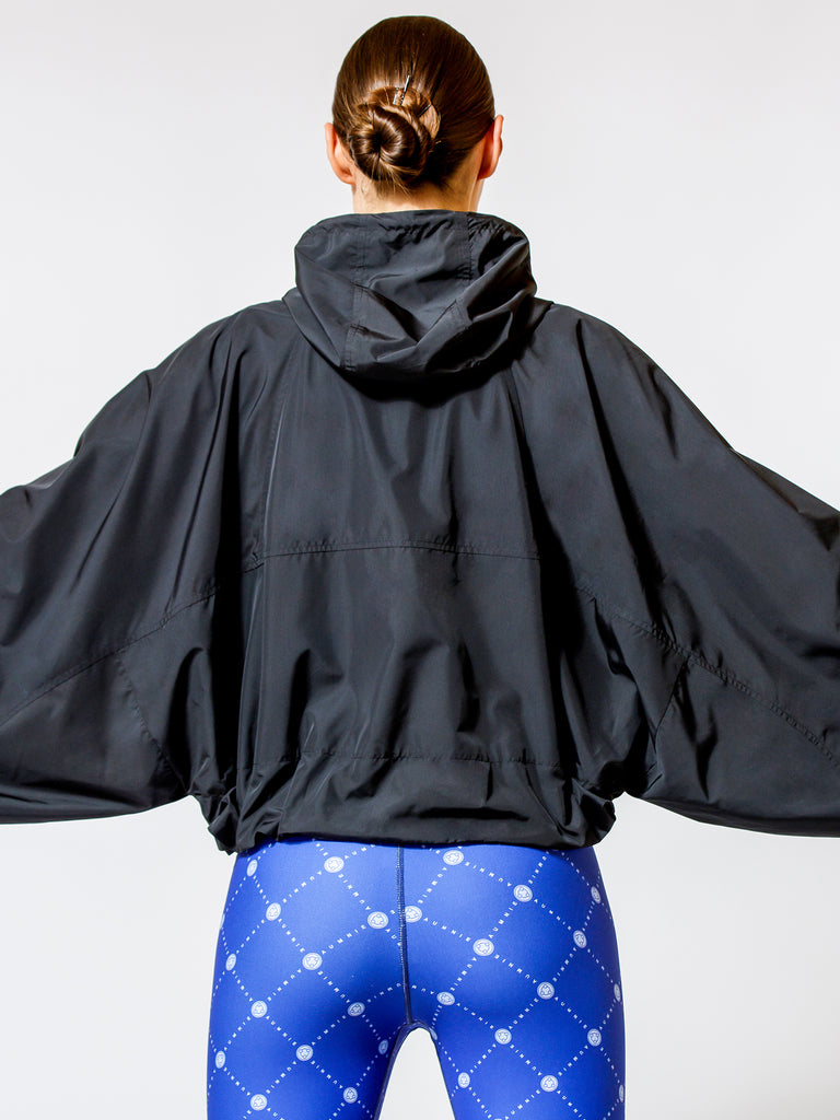 EVERYDAY HOODED BREAKER. BLACK
