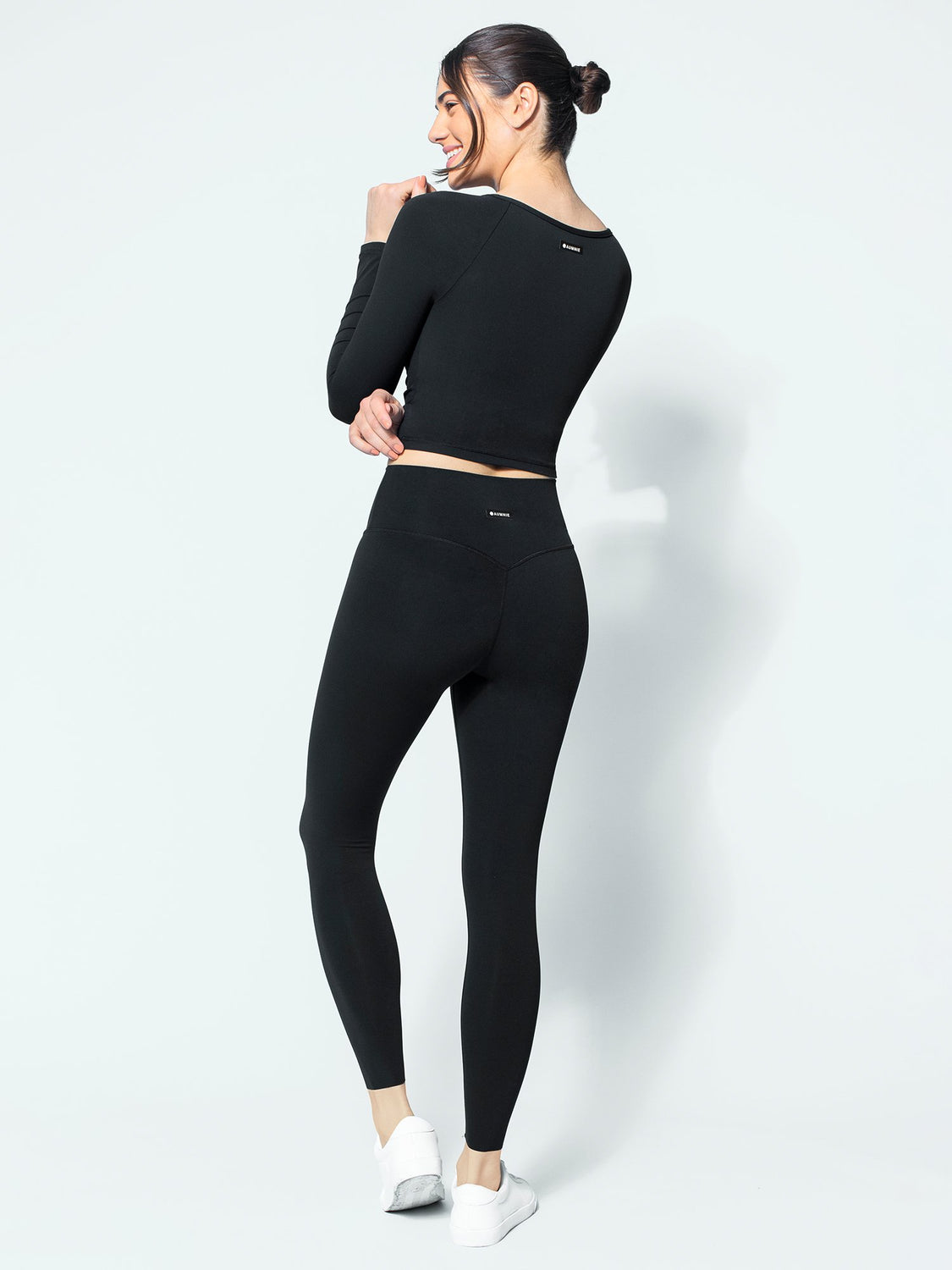 NUDE SHAPE PANTS, BLACK