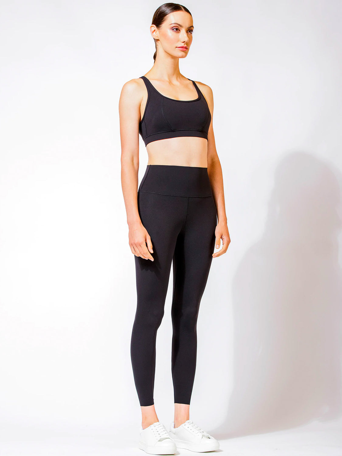 PURE FLOW ANKLE CROPS, BLACK
