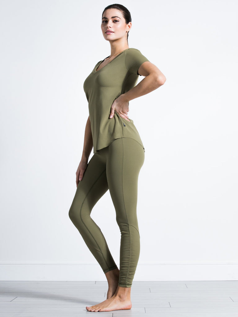 RELAXED NUDE TEE, SAGE