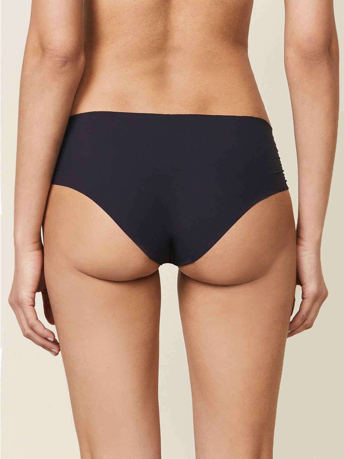 SEAMLESS UNDERWEAR, BLACK