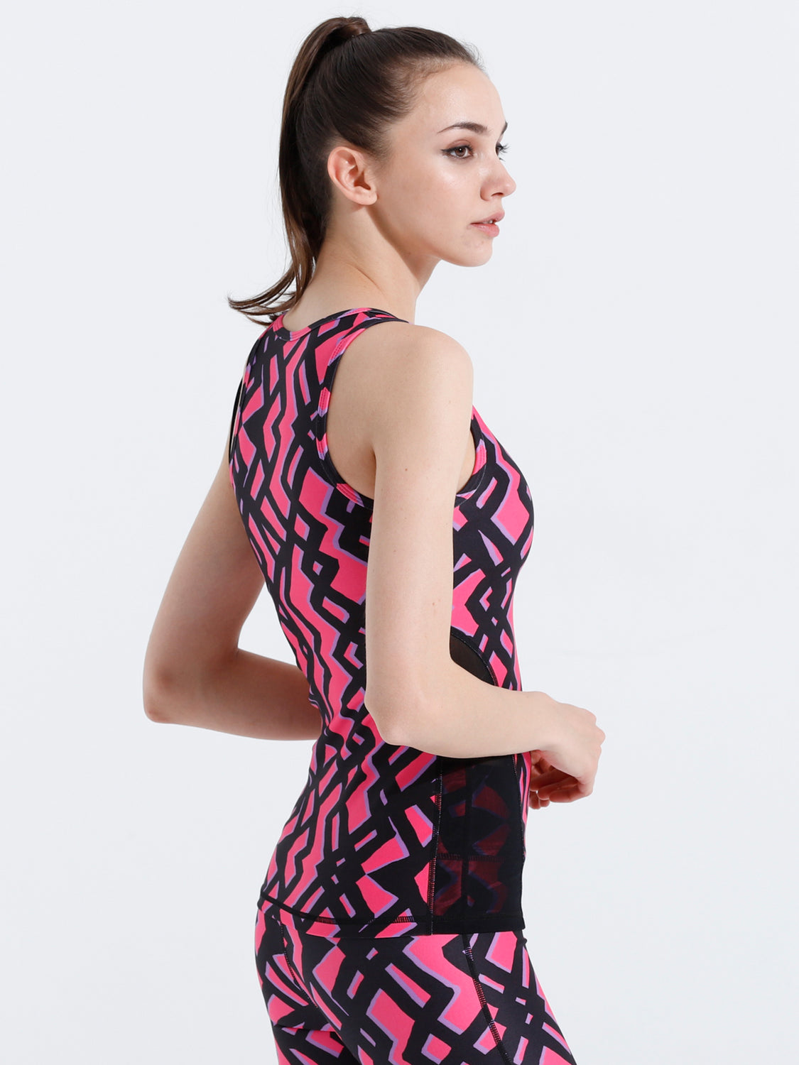 VERGE TANK 2.0, EMBELLISH