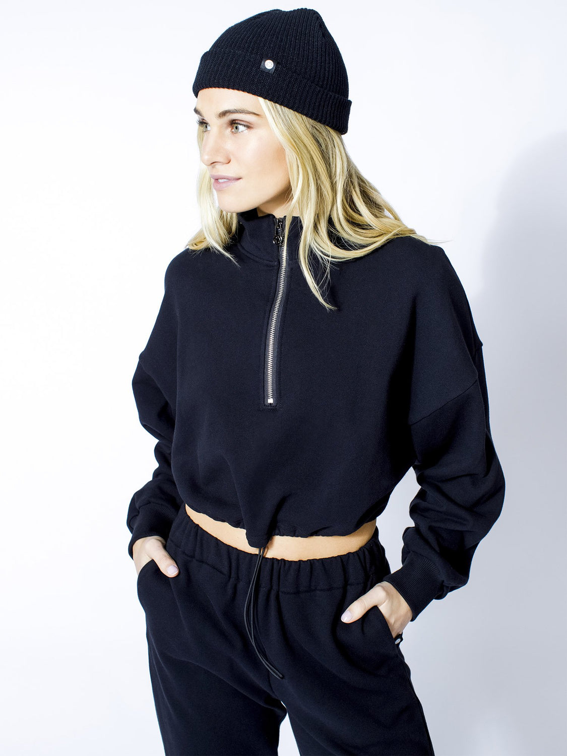 CT COTTON HALF ZIP SWEATSHIRT, BLACK