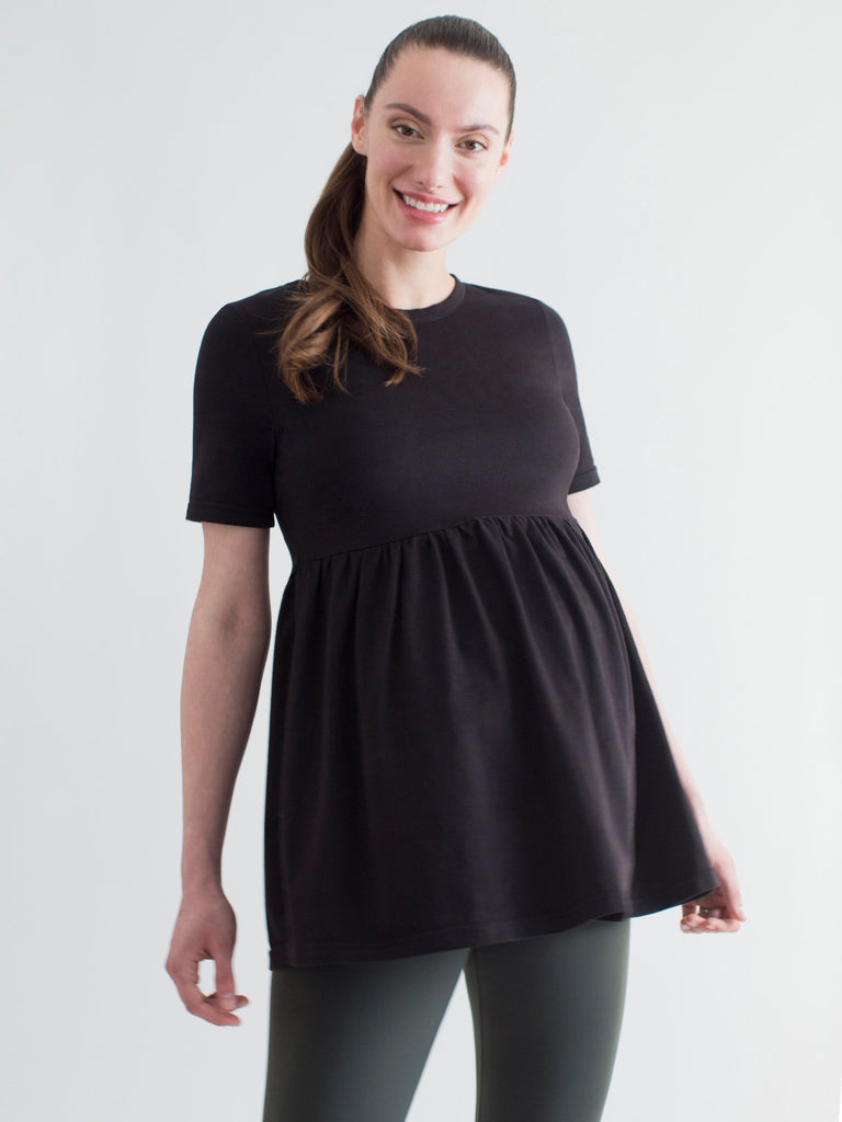 MATERNITY PLEATED SHORT SLEEVE TEE, BLACK