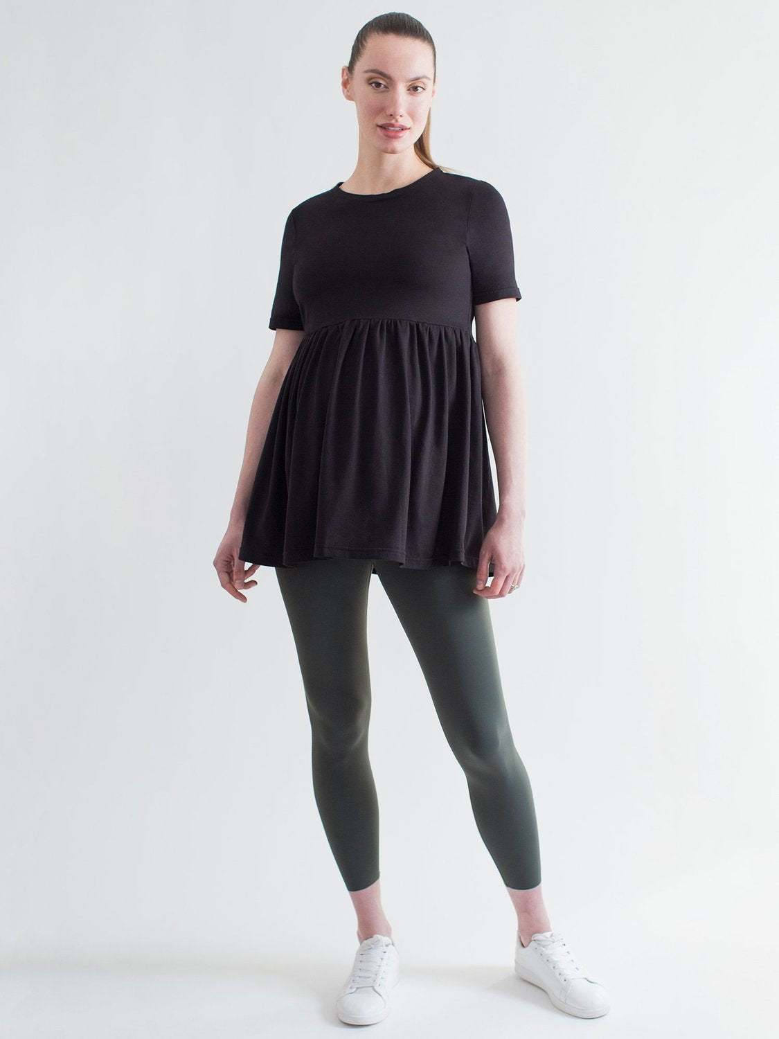 MATERNITY PLEATED SHORT SLEEVE TEE, BLACK