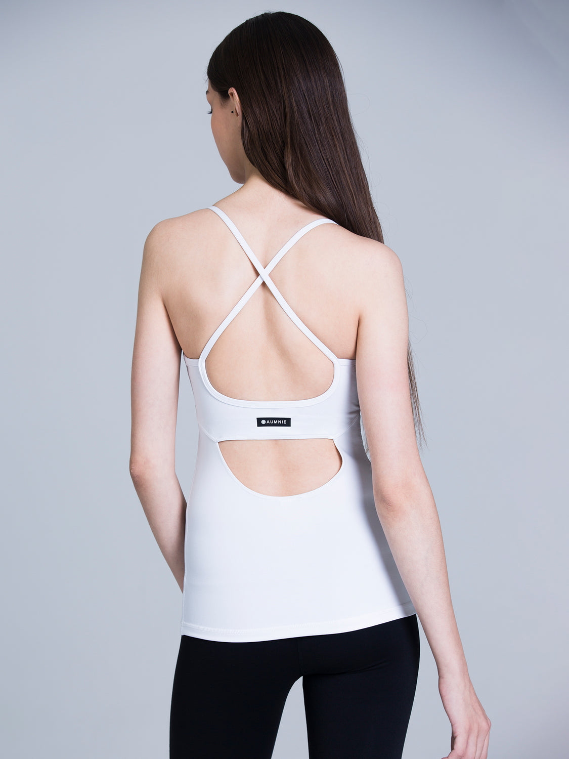 ATTRACTION TANK, WHITE